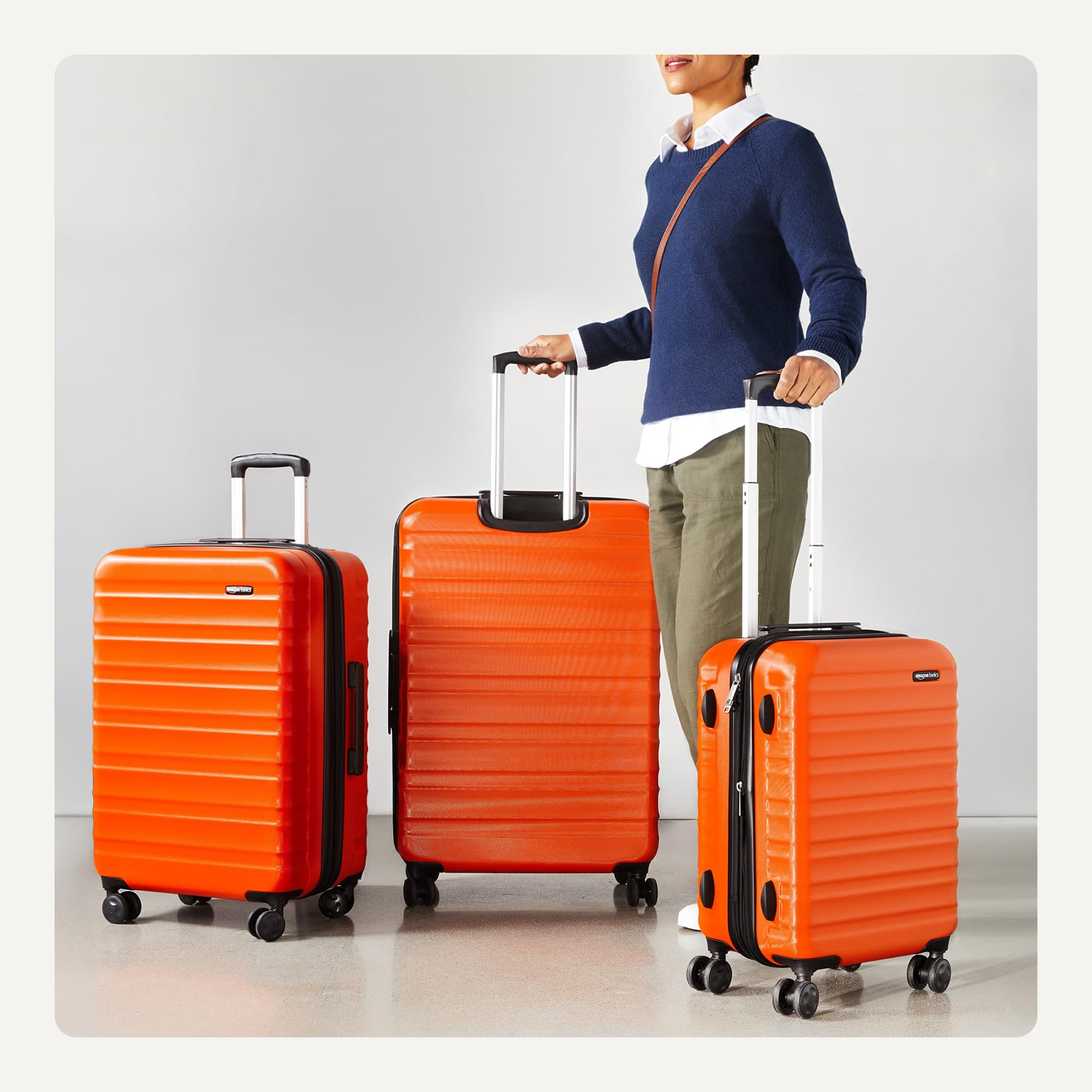 Amazon Basics 30" Hardside Large Checked Luggage, Hardshell Suitcase With Four Multi-directional Wheels, Expandable For Up to 15% More Space, Scratch-Resistant Shell, Black